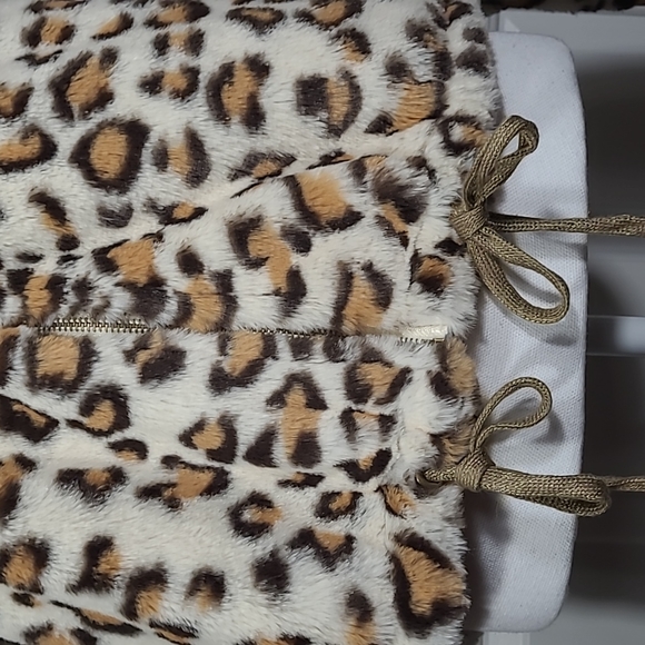 NWT Leopard Print Coat Jacket Faux Fur VS PINK & Know One Cares Large - Picture 10 of 17